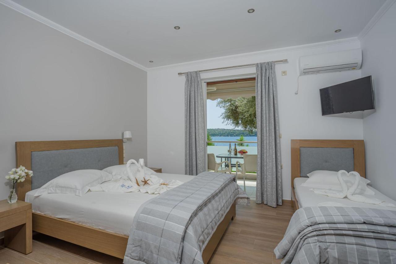 Mare Vita Apartments Nidhrion Exteriör bild